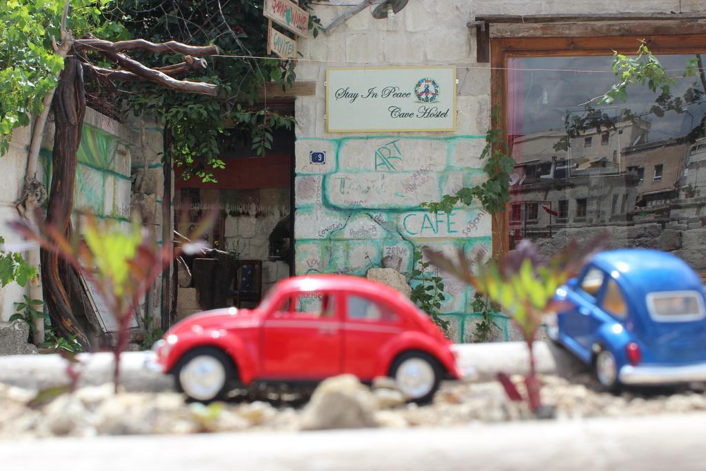 Stay In Peace Cave Hostel Göreme Exteriör bild
