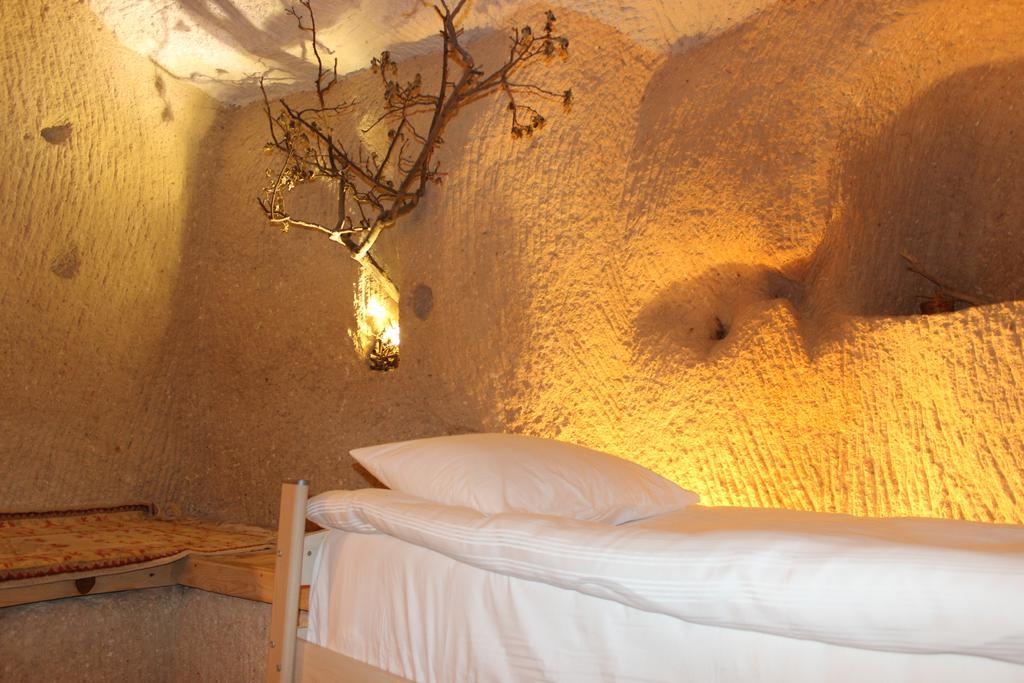 Stay In Peace Cave Hostel Göreme Exteriör bild