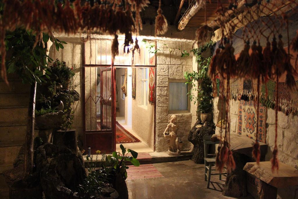 Stay In Peace Cave Hostel Göreme Exteriör bild