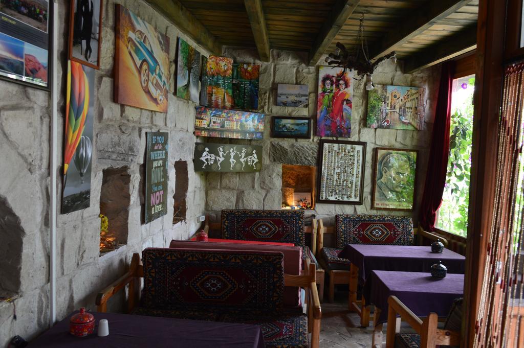 Stay In Peace Cave Hostel Göreme Exteriör bild